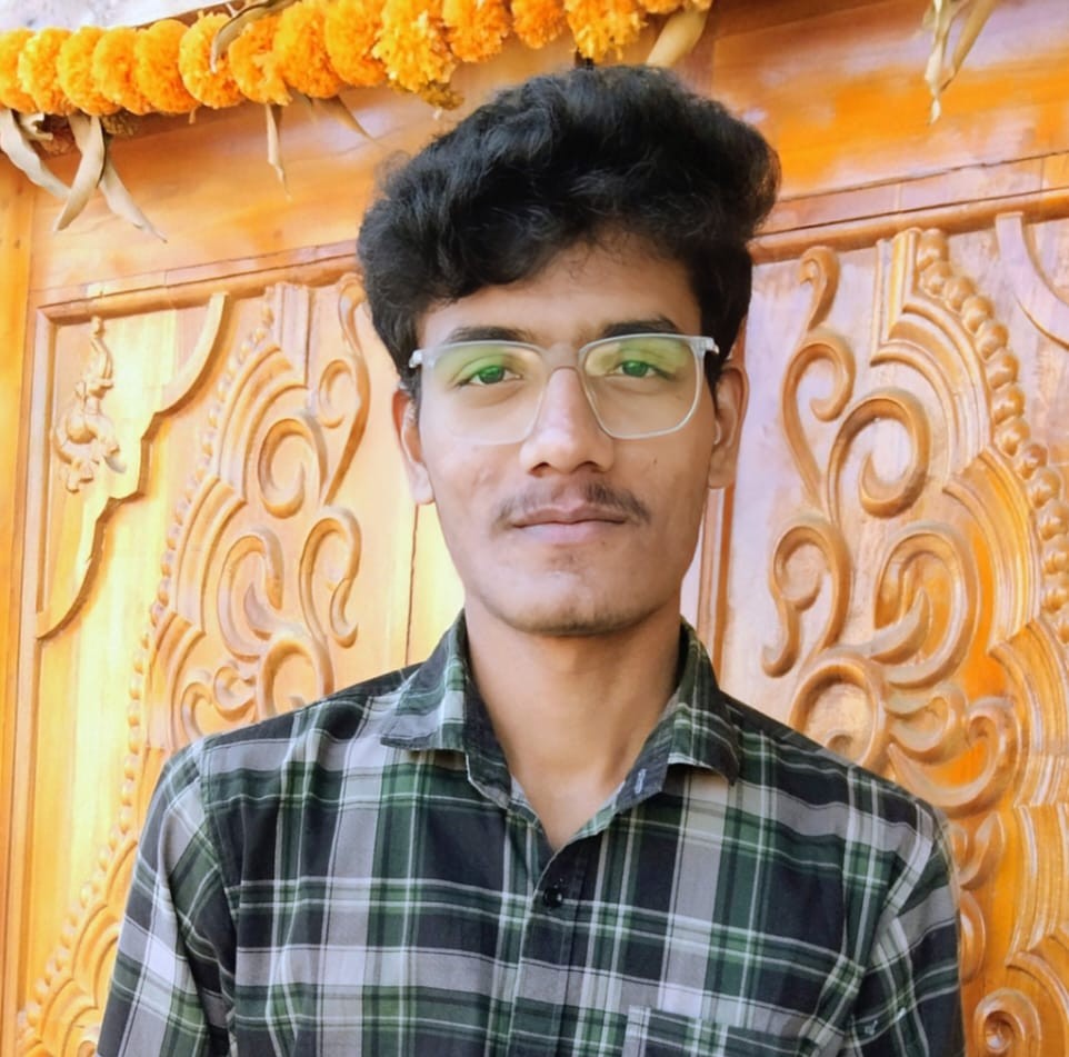 Profile shot for Yash Nikam